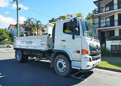 12T Low Side Tipper