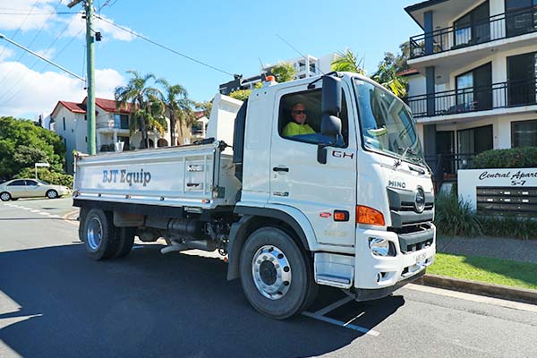 12T Low Side Tipper